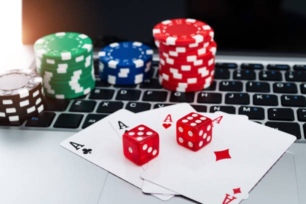 ganas333 app running on Android phone showing live roulette table with dealer